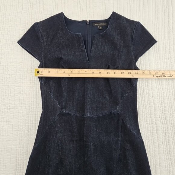 Banana Republic Angled Seam Pencil Dress Women's Sz 0 Short Sleeve Navy NWOT - Picture 9 of 16